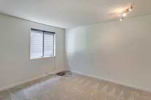 361 NE Village Squire Ave, Gresham, OR 97030 - Photo 31