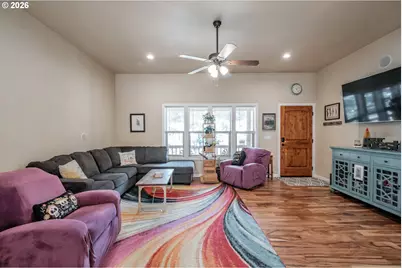 1894 Grape Loop, Sweet Home, OR 97386 - Photo 7