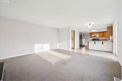 4600 NE 118th Ave, Vancouver, WA 98682 - Photo 3