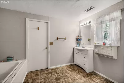 70600 Forest Park Rd, Rainier, OR 97048 - Photo 23