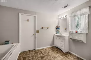 70600 Forest Park Rd, Rainier, OR 97048 - Photo 23