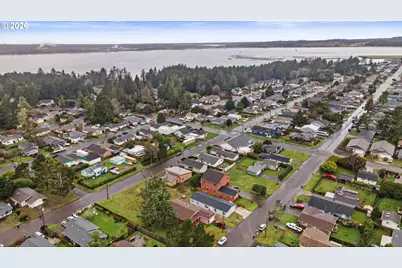 820 Fenwick St, Coos Bay, OR 97420 - Photo 31