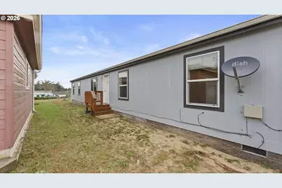 820 Fenwick St, Coos Bay, OR 97420 - Photo 27