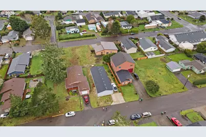820 Fenwick St, Coos Bay, OR 97420 - Photo 29