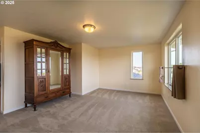 757 Newport Ave SW, Bandon, OR 97411 - Photo 23