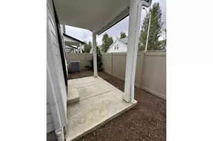 16324 NE 21st St, Vancouver, WA 98684 - Photo 13