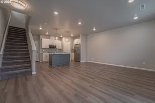 16324 NE 21st St, Vancouver, WA 98684 - Photo 15