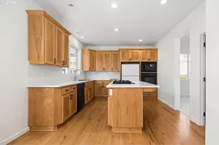 11511 NW Cyrus Ln, Portland, OR 97229 - Photo 11