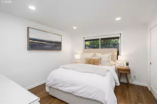 9942 SW 52nd Ave, Portland, OR 97219 - Photo 33