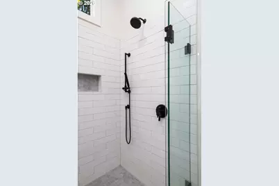 9942 SW 52nd Ave, Portland, OR 97219 - Photo 29
