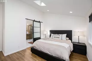 9942 SW 52nd Ave, Portland, OR 97219 - Photo 25