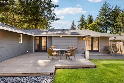 9942 SW 52nd Ave, Portland, OR 97219 - Photo 39