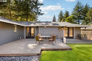 9942 SW 52nd Ave, Portland, OR 97219 - Photo 39