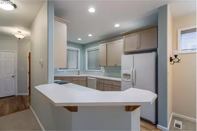 102 Coho Ter, Rainier, OR 97048 - Photo 5