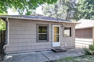 3801 SW Plum St, Portland, OR 97219 - Photo 25