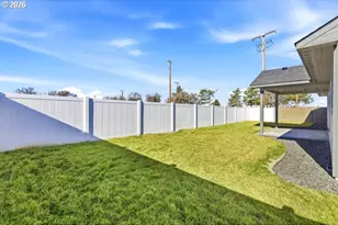 2493 NE 8th St, Hermiston, OR 97838 - Photo 15