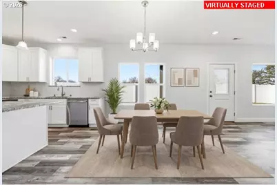 2493 NE 8th St, Hermiston, OR 97838 - Photo 3