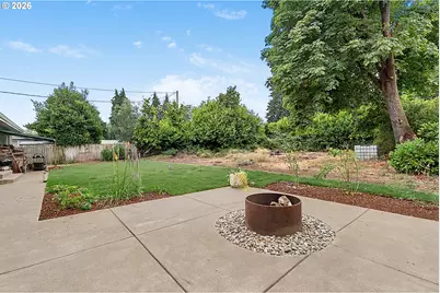 2078 Dewey St, Eugene, OR 97402 - Photo 23