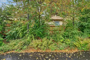 4653 NE Killingsworth St, Portland, OR 97218 - Photo 21