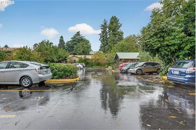 4653 NE Killingsworth St #27, Portland, OR 97218 - Photo 5