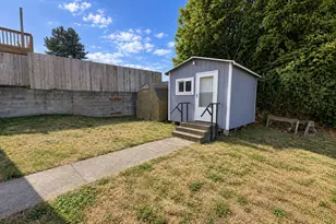 2280 Connecticut Ave, North Bend, OR 97459 - Photo 35
