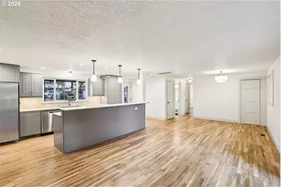 18655 SE Yamhill Cir, Portland, OR 97233 - Photo 15