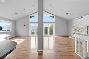 5239 N Emerson Dr, Portland, OR 97217 - Photo 15