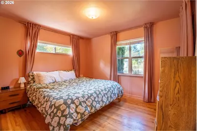 10316 NE Sacramento St, Portland, OR 97220 - Photo 13
