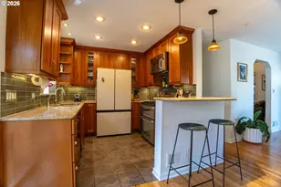 10316 NE Sacramento St, Portland, OR 97220 - Photo 11
