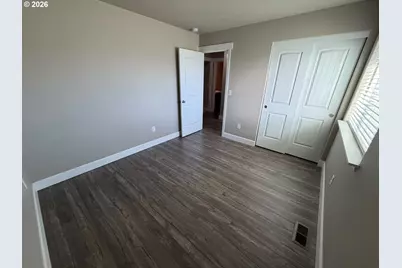 1464 NE Kenna Dr, Hermiston, OR 97838 - Photo 11