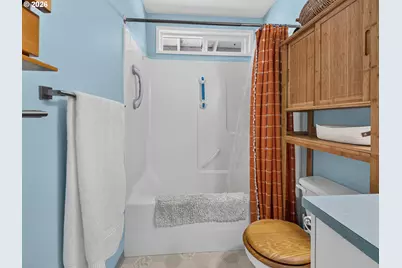 1232 NW Nye St, Newport, OR 97365 - Photo 19
