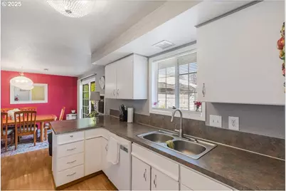 13012 NE 76th St, Vancouver, WA 98682 - Photo 11