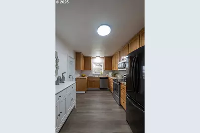 445 SW Mill St, Sheridan, OR 97378 - Photo 17