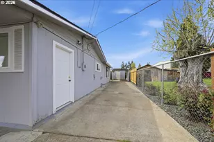 186 40th St, Springfield, OR 97478 - Photo 35