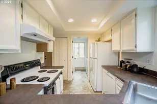 10031 SW Trapper Terrace, Beaverton, OR 97008 - Photo 7