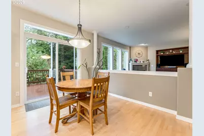 608 NE 115th Cir, Vancouver, WA 98685 - Photo 9