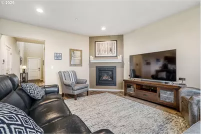 9341 N Alder St, Camas, WA 98607 - Photo 5