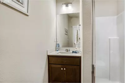 9341 N Alder St, Camas, WA 98607 - Photo 15