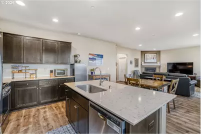 9341 N Alder St, Camas, WA 98607 - Photo 11