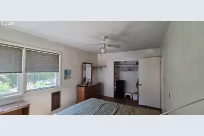 421 SE Sunset Ave, Cascade Locks, OR 97014 - Photo 9