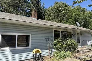 421 SE Sunset Ave, Cascade Locks, OR 97014 - Photo 3