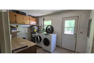 421 SE Sunset Ave, Cascade Locks, OR 97014 - Photo 15