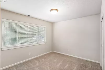 12845 SW Kraft Pl, Portland, OR 97223 - Photo 13