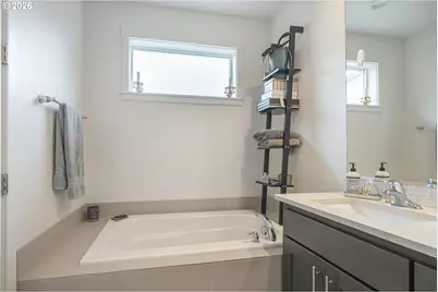 1713 N Kalapuya Pl, Lafayette, OR 97127 - Photo 25