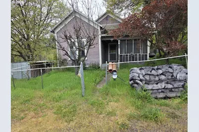 1638 SE Mill St, Roseburg, OR 97470 - Photo 1