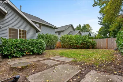 6512 SW Taylors Ferry Rd, Portland, OR 97223 - Photo 27