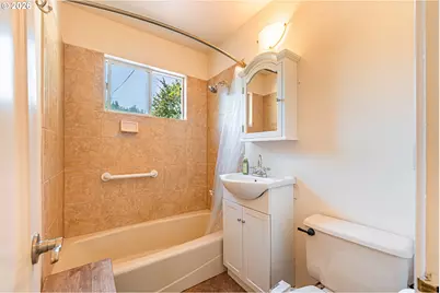 1540 Wilson St, Eugene, OR 97402 - Photo 7