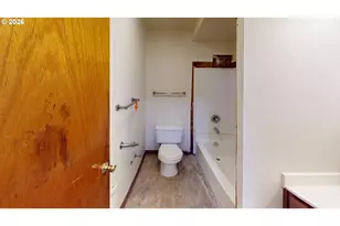 1910 SE Stark St, Portland, OR 97214 - Photo 21