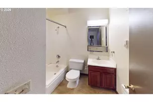 1910 SE Stark St, Portland, OR 97214 - Photo 7