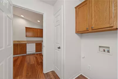 20510 NE Shore View Dr, Fairview, OR 97024 - Photo 25